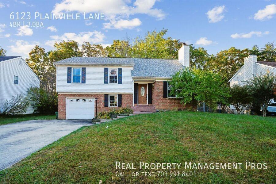 6123 Plainville Ln
