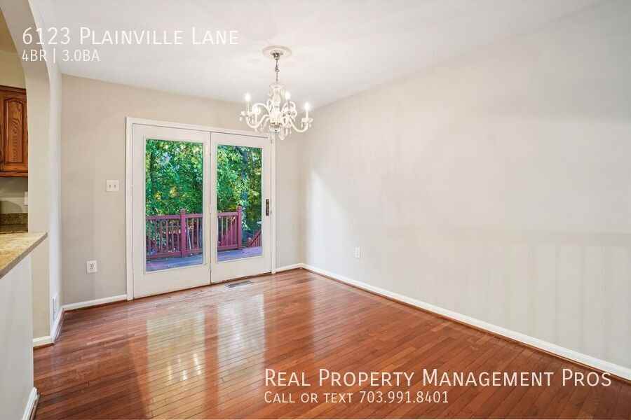6123 Plainville Ln - Photo 7 of 23