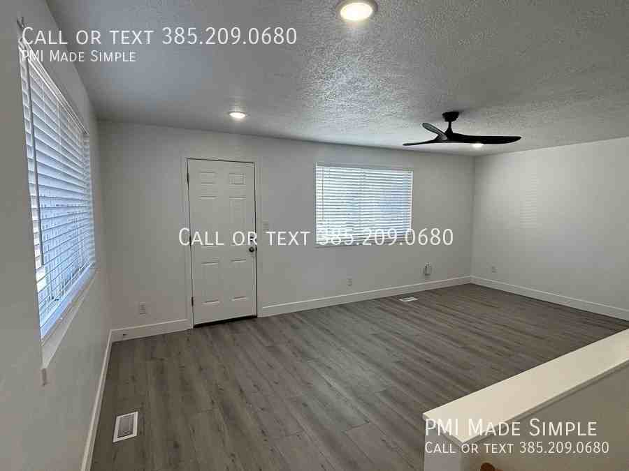 256 N 1200 W - Photo 5 of 21