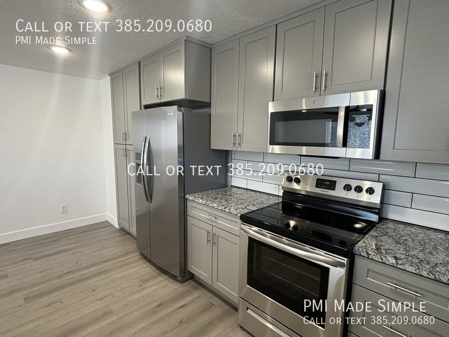 256 N 1200 W - Photo 3 of 21