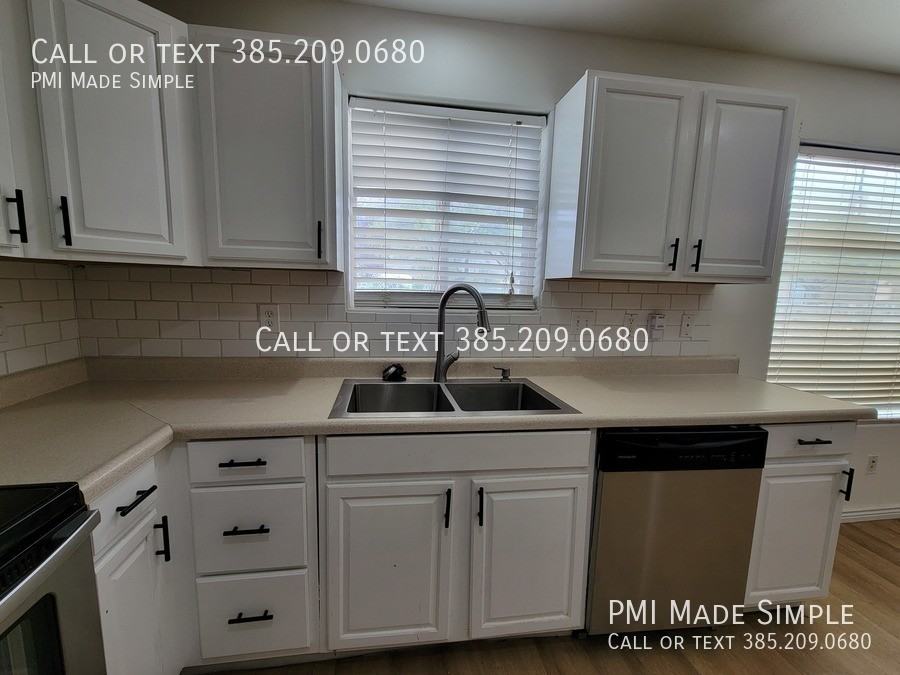 483 N 1220 W - Photo 4 of 32