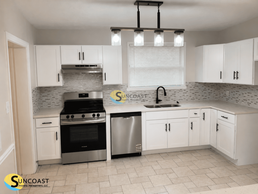 3721 Colebrooke Dr - Photo 5 of 50