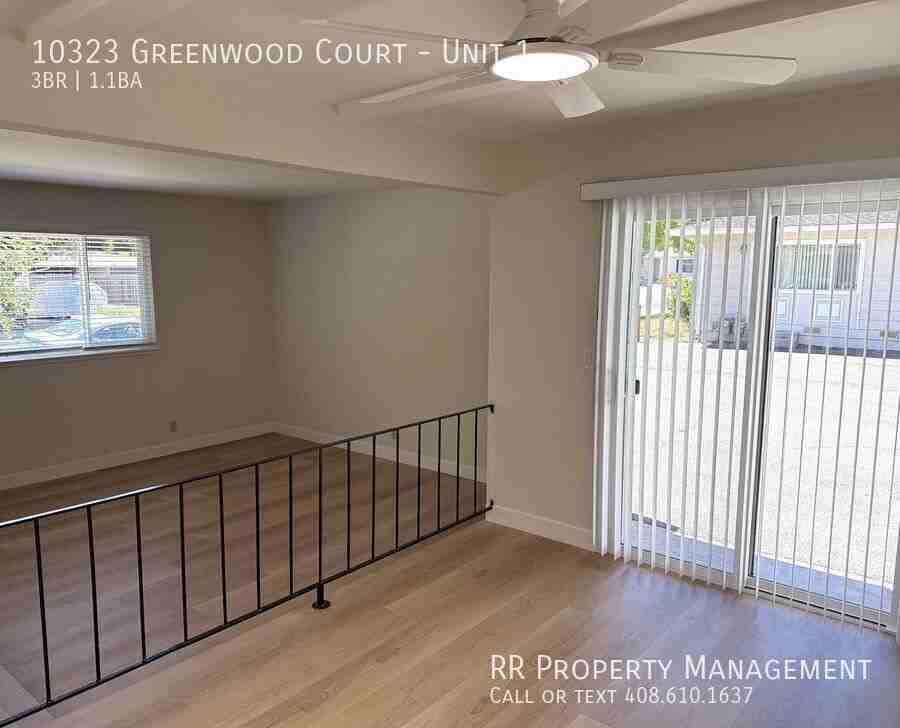 10323 Greenwood Ct #1 - Photo 4 of 19