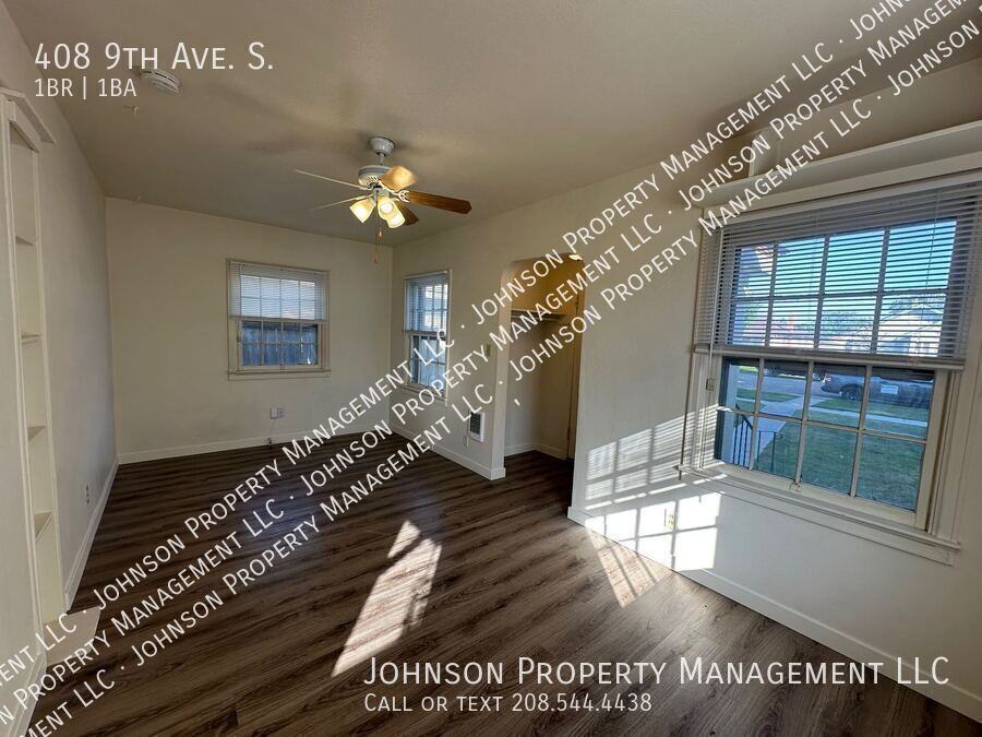 408 9th Ave S - Photo 4 of 22