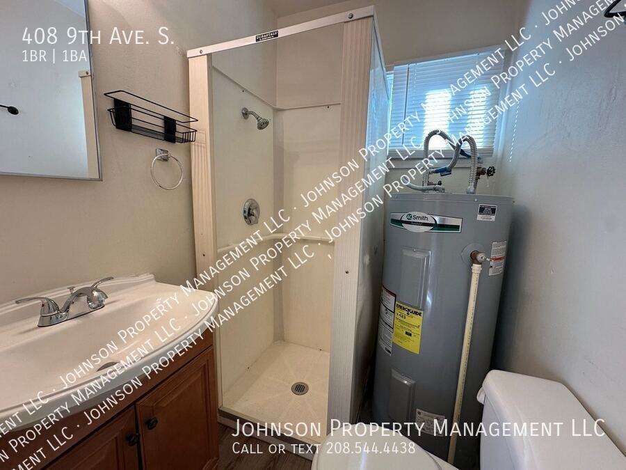 408 9th Ave S - Photo 6 of 22