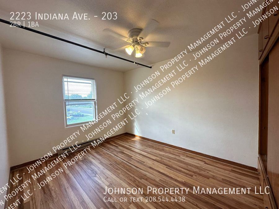 2223 S Indiana Ave #203 - Photo 5 of 12