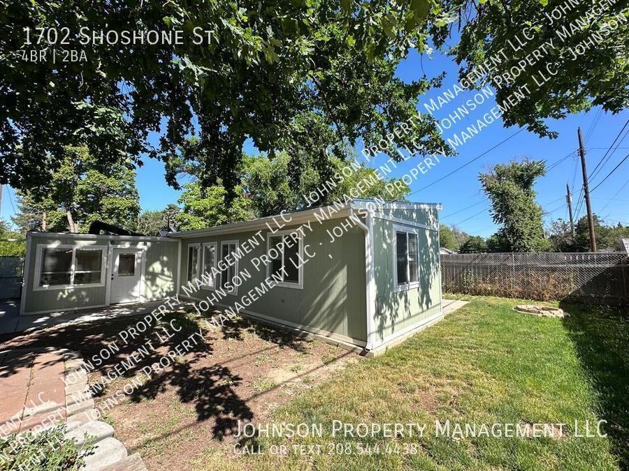 1702 S Shoshone St - Photo 4 of 20