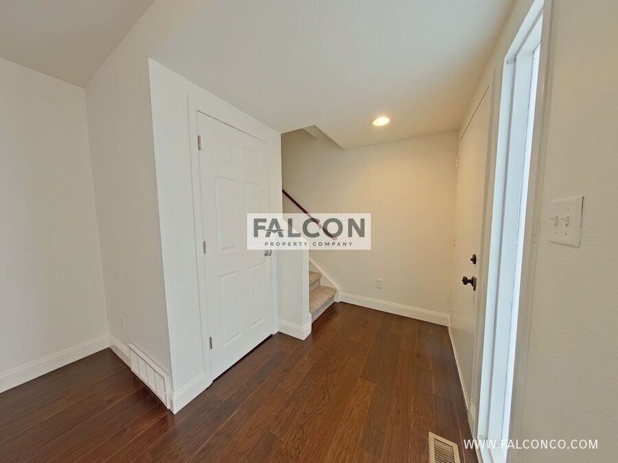 673 Shooks Ln - Photo 2 of 22