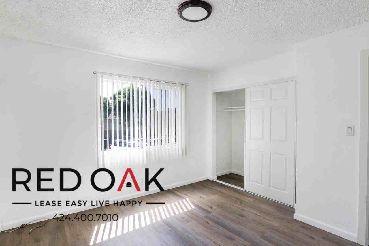 8335 Washington Blvd #4 - Photo 6 of 17