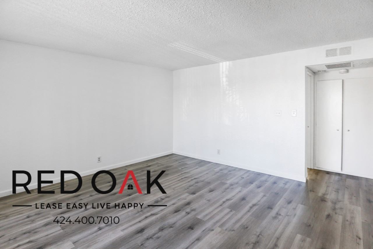 8335 Washington Blvd #4 - Photo 7 of 17