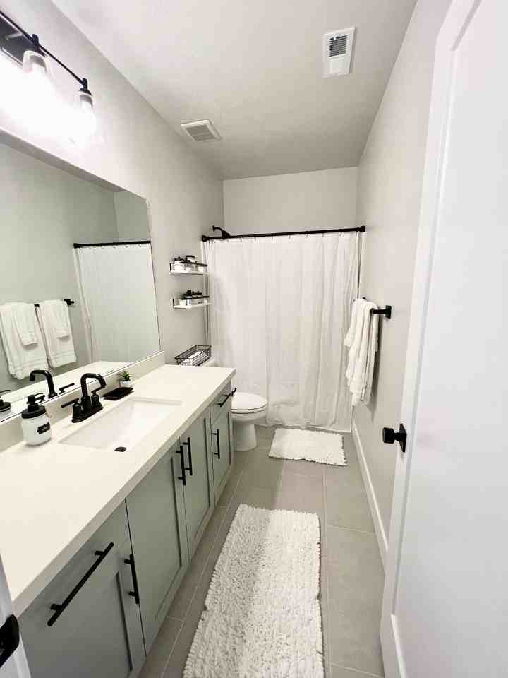 57 S Sicily Way - Photo 6 of 12