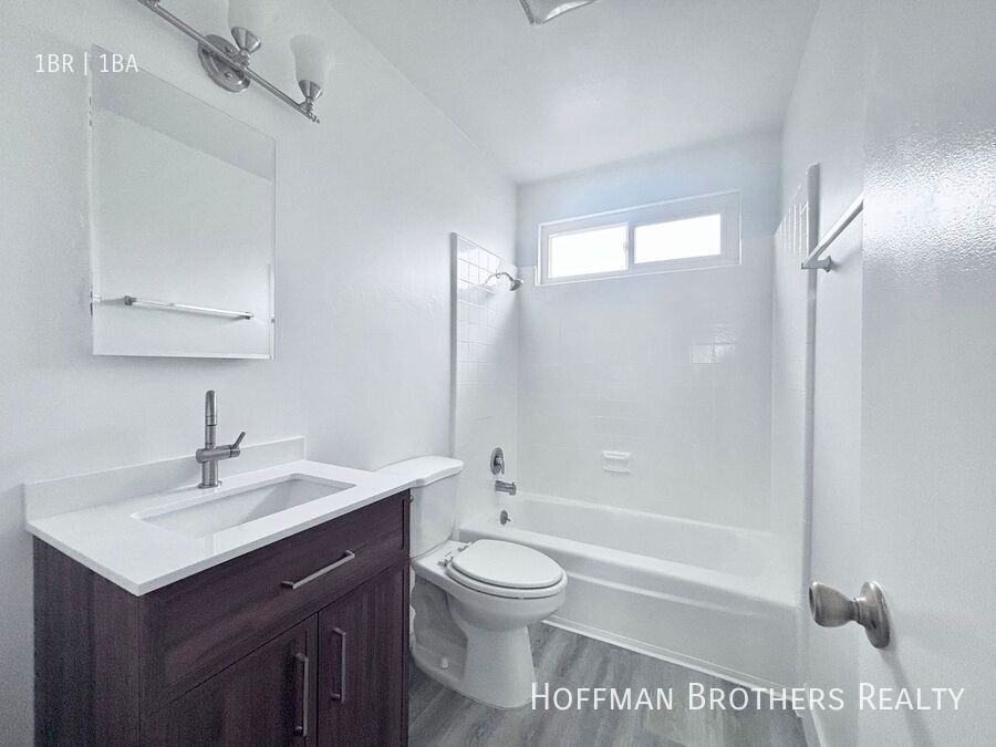 1052 Browning Blvd #11 - Photo 7 of 8