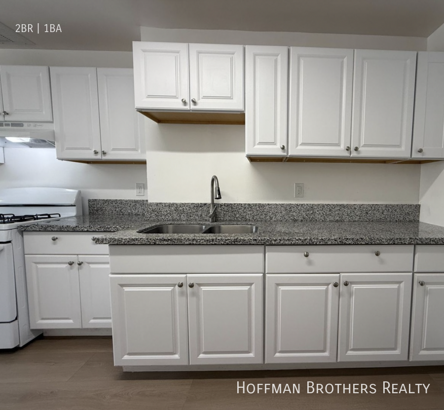 7339 Woodman Ave #1 - Photo 3 of 12