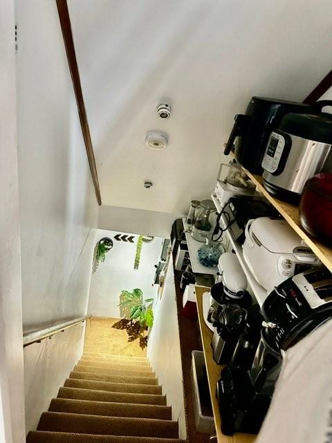 153 Princeton Ave - Photo 6 of 20