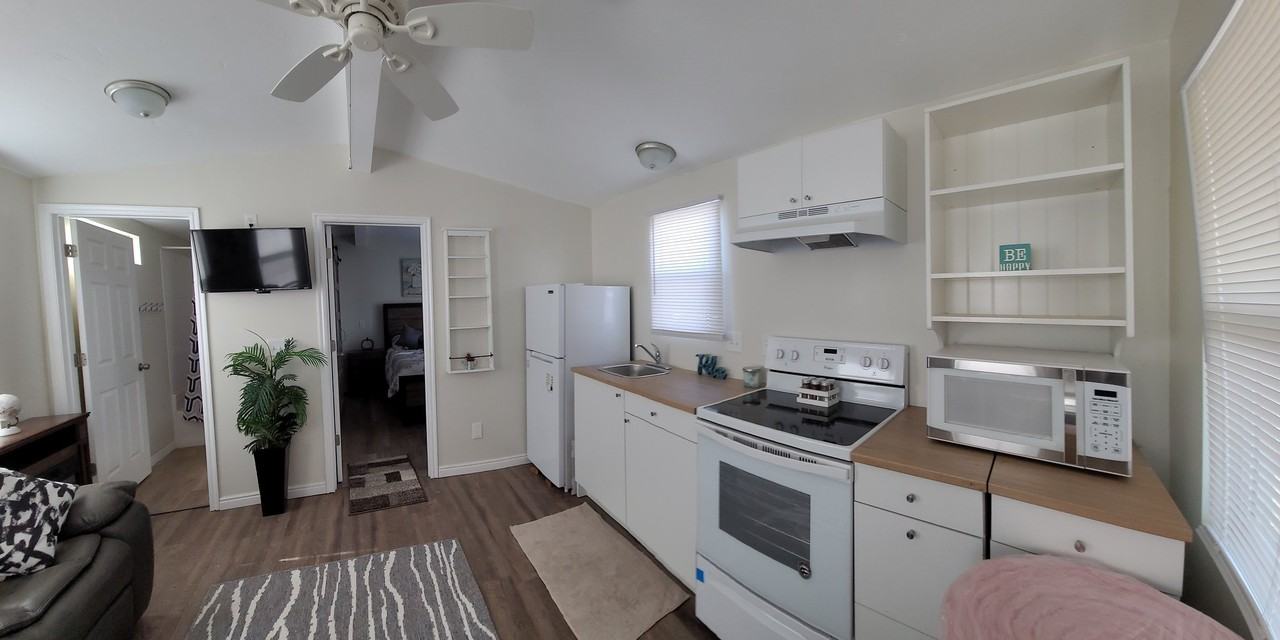 150 Aspen St - Photo 3 of 7