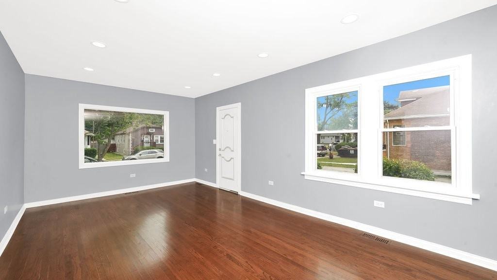 1428 S 21st Ave - Photo 5 of 17