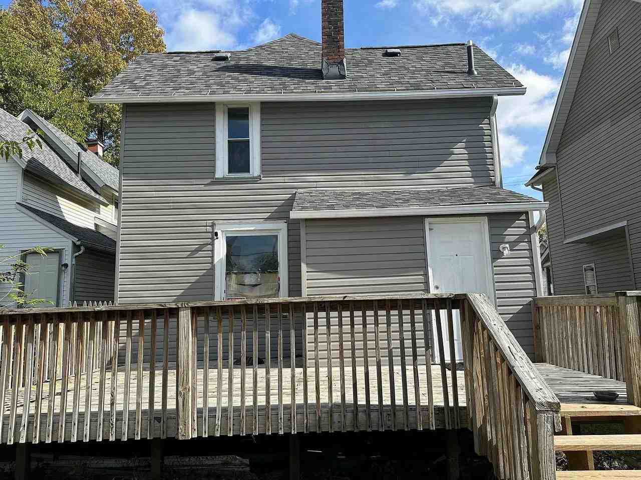 1351 Logan Ave Nw - Photo 2 of 19