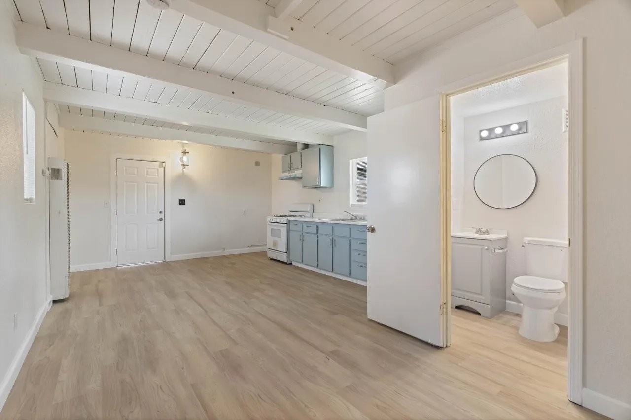 3927 Haywood St #2 - Photo 2 of 6