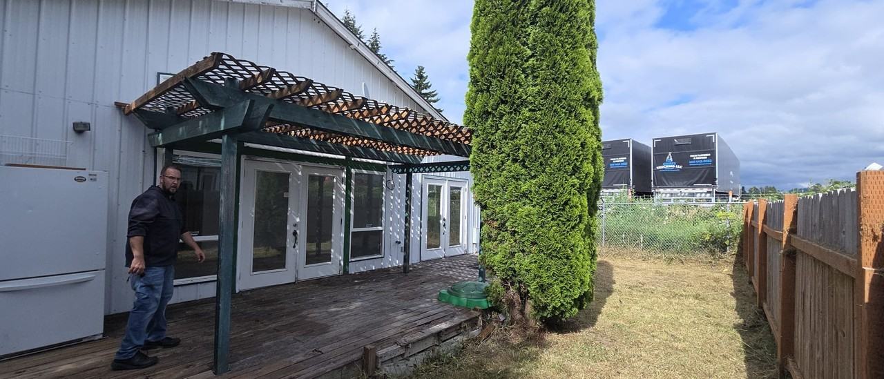 27914 Hinkleman Rd - Photo 2 of 14
