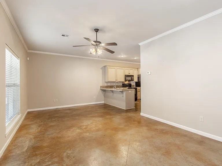 120 Deraney Ln - Photo 3 of 20
