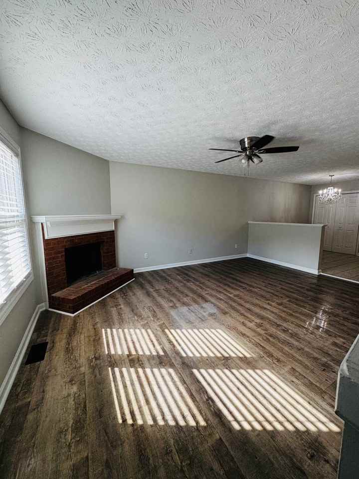 81 Davis Mill Ct