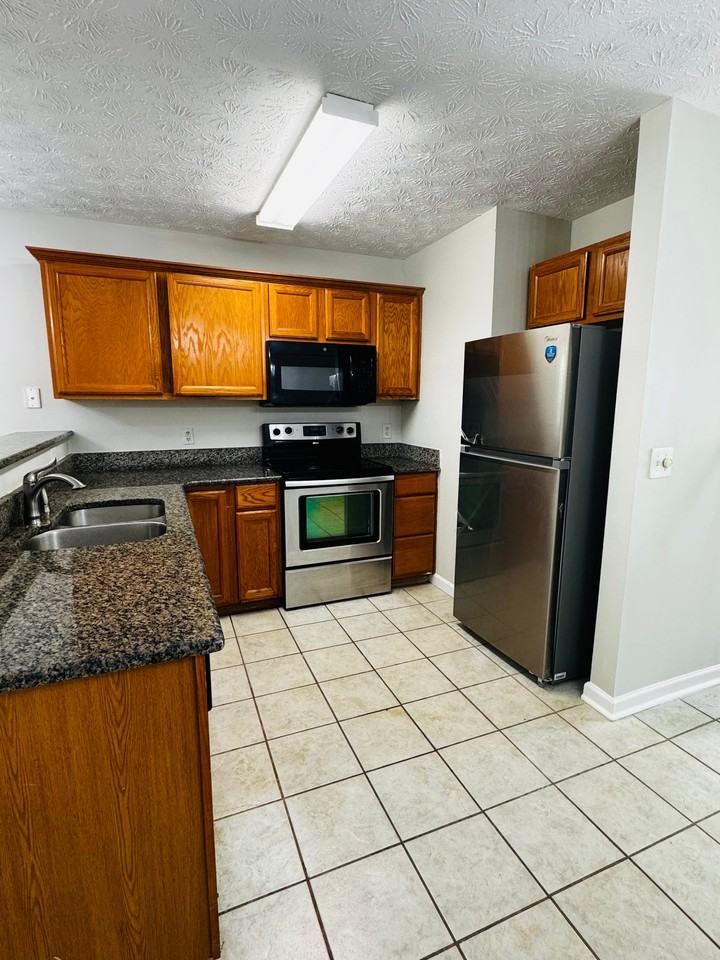 81 Davis Mill Ct - Photo 5 of 10
