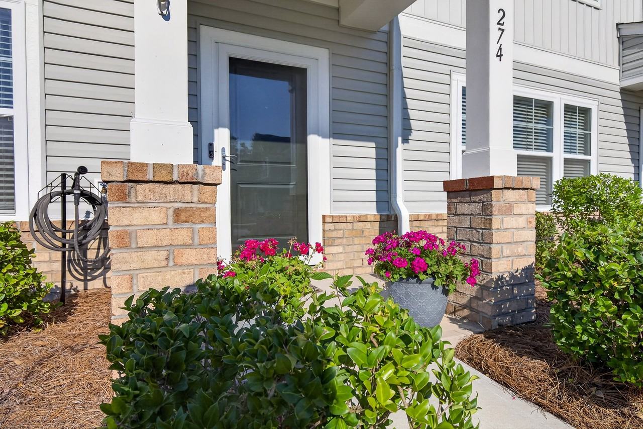 274 Godwit Dr - Photo 3 of 16