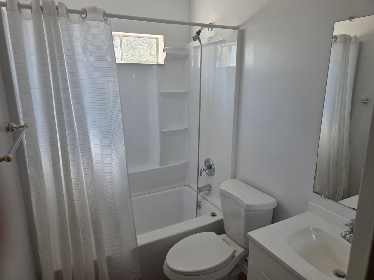 1011 Calle De Suenos - Photo 4 of 8