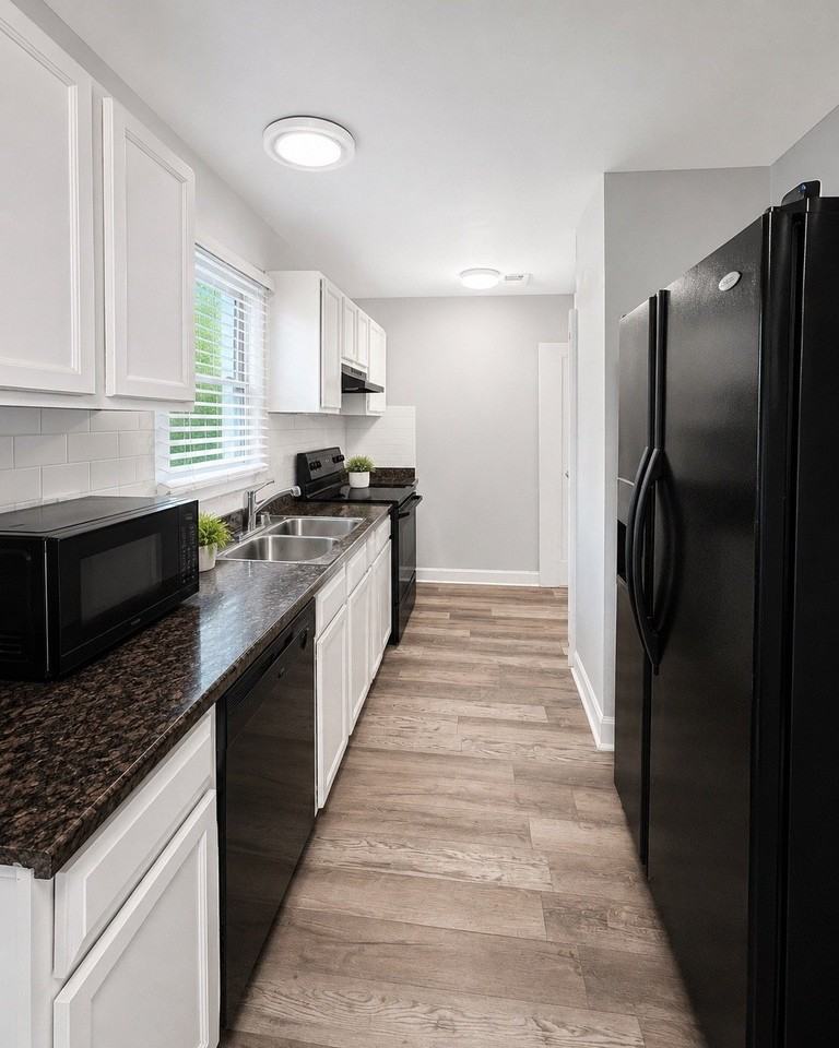 1168 Perry Way - Photo 4 of 5