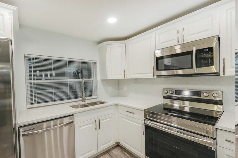 3554 Winder Dr - Photo 3 of 12