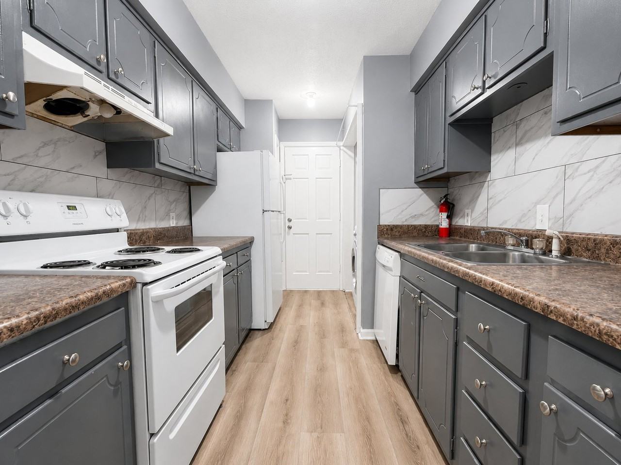 7021 Fruitwood Ct - Photo 3 of 6