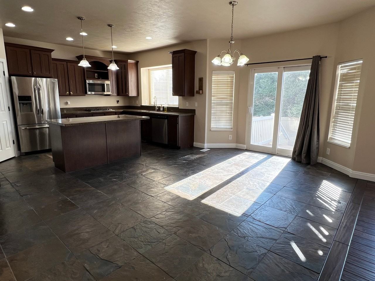13178 S Woodridge Oak Dr - Photo 6 of 19