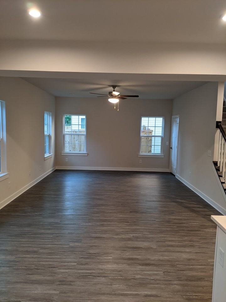 155 Country Oaks Ln - Photo 6 of 17