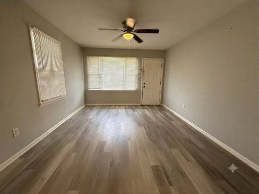 126 Sherwood Dr - Photo 2 of 9