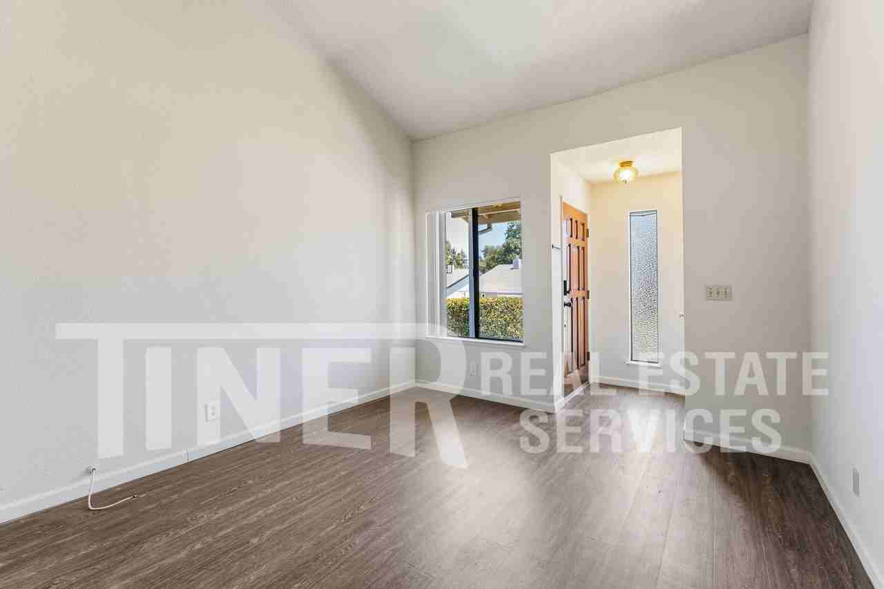 5535 E Knoll Dr - Photo 7 of 21