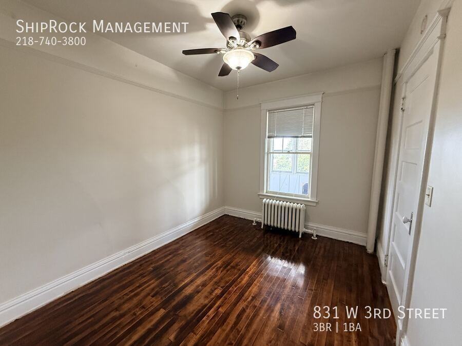831 W 3rd St - Photo 6 of 15