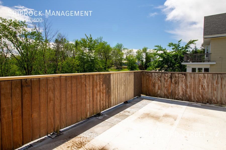 825 W 3rd St #2 - Photo 2 of 21