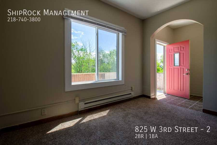825 W 3rd St #2 - Photo 5 of 21