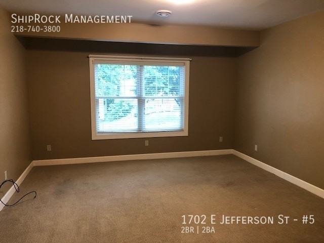 1702 Jefferson St #5 - Photo 6 of 12