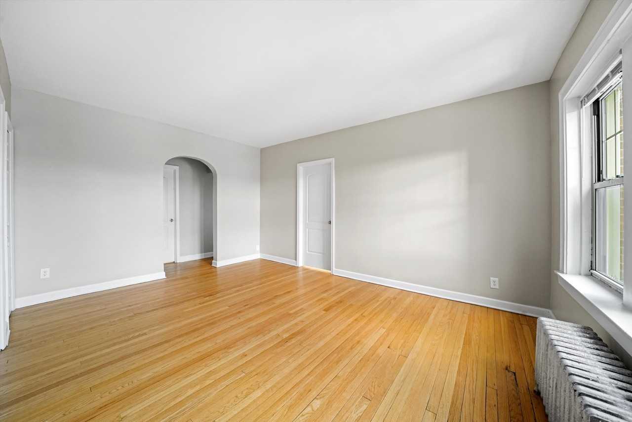 316 Sherman Ave #1E - Photo 2 of 22