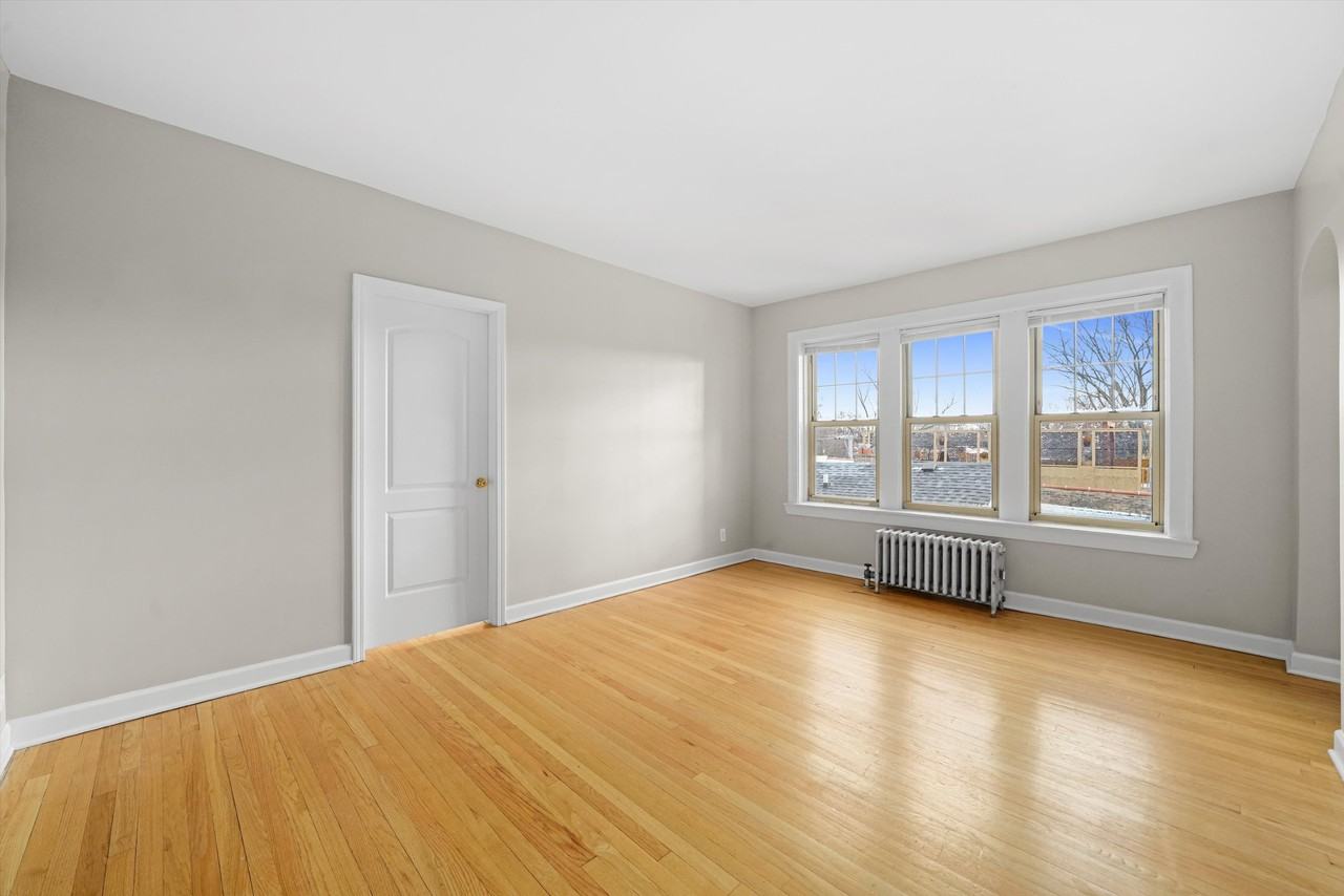 316 Sherman Ave #1E - Photo 5 of 22