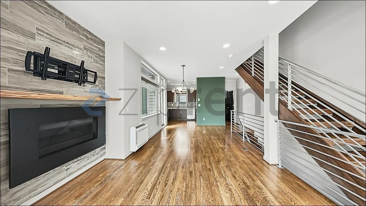 3835 Gilman Ave W - Photo 7 of 30