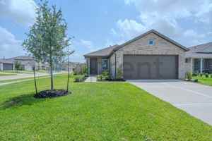 featured image of 16850 Spotted Oak Dr