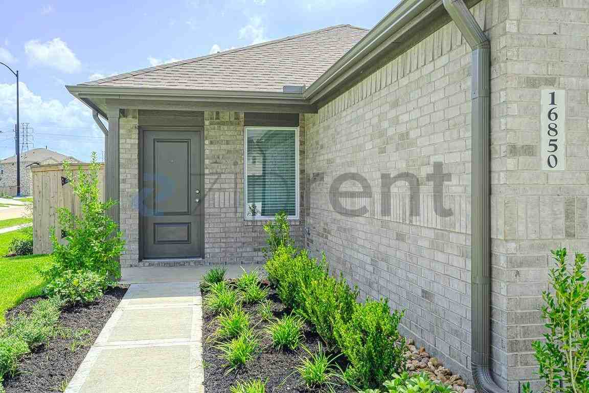 16850 Spotted Oak Dr - Photo 5 of 27