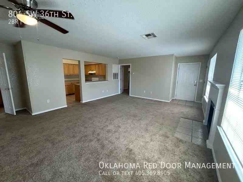 804 Sw 36th St - Photo 4 of 33