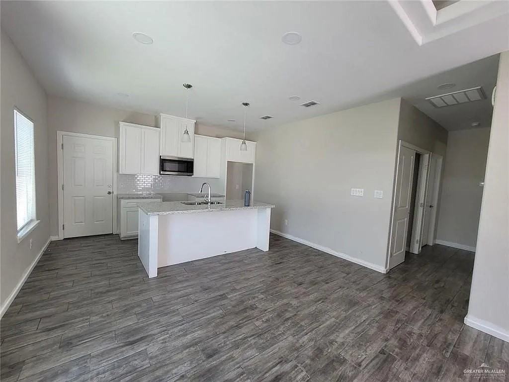 5800 Sandpiper Avenue, Unit 1 - Photo 2 of 3