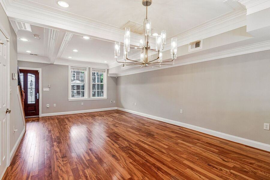919 Decatur St Nw - Photo 7 of 50