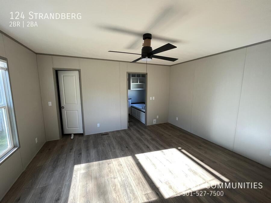 124 Strandberg Cir - Photo 2 of 30