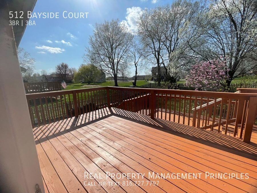 512 Bayside Ct - Photo 5 of 25
