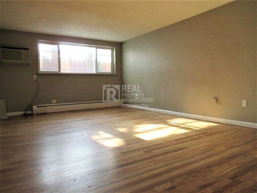 830 E 11th Ave #103 - Photo 2 of 7
